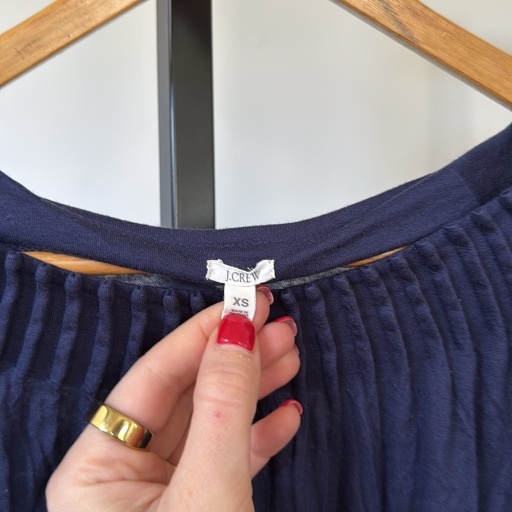 J Crew women’s navy blouse - Picture 2 of 4